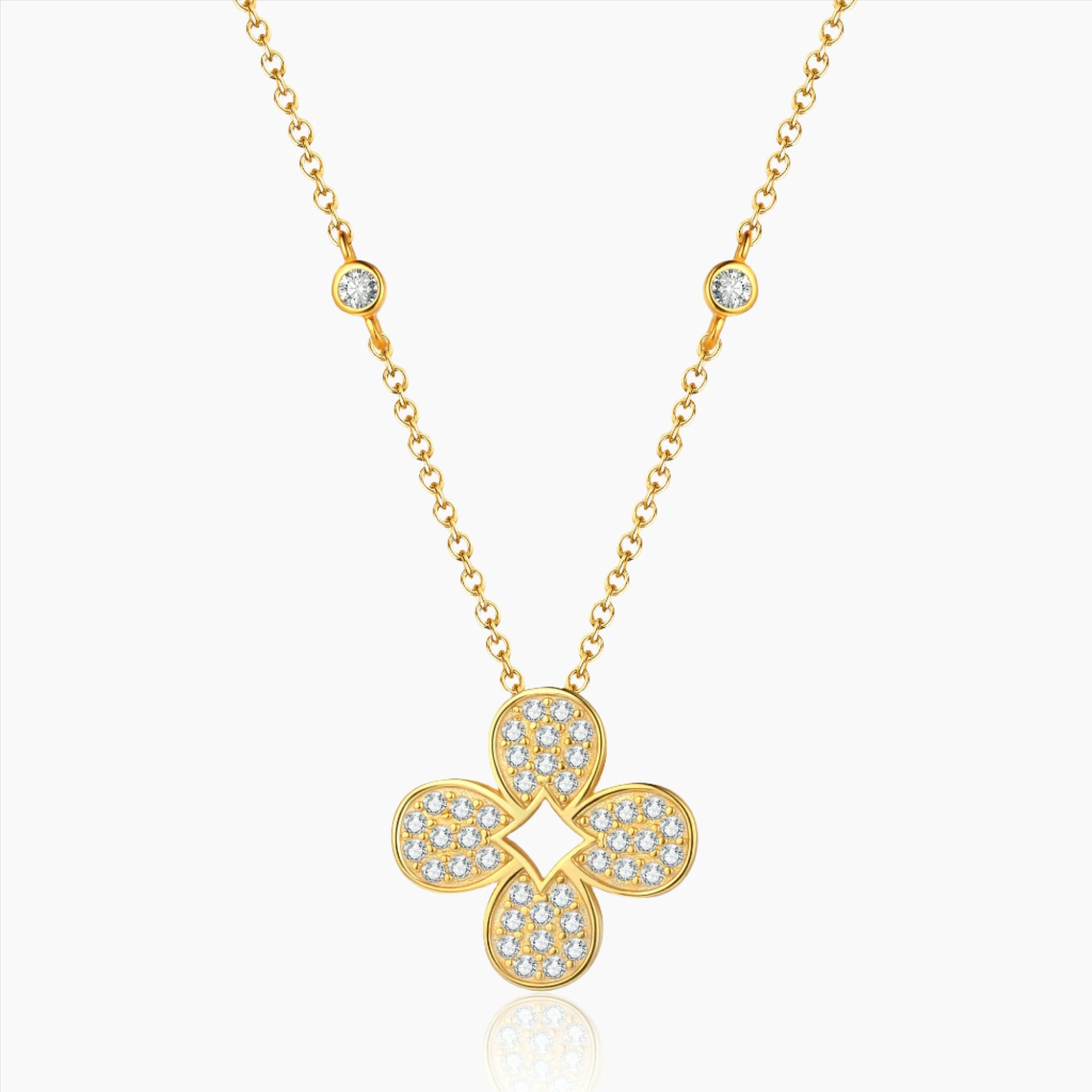 Clover Pendant Necklace by Ventura