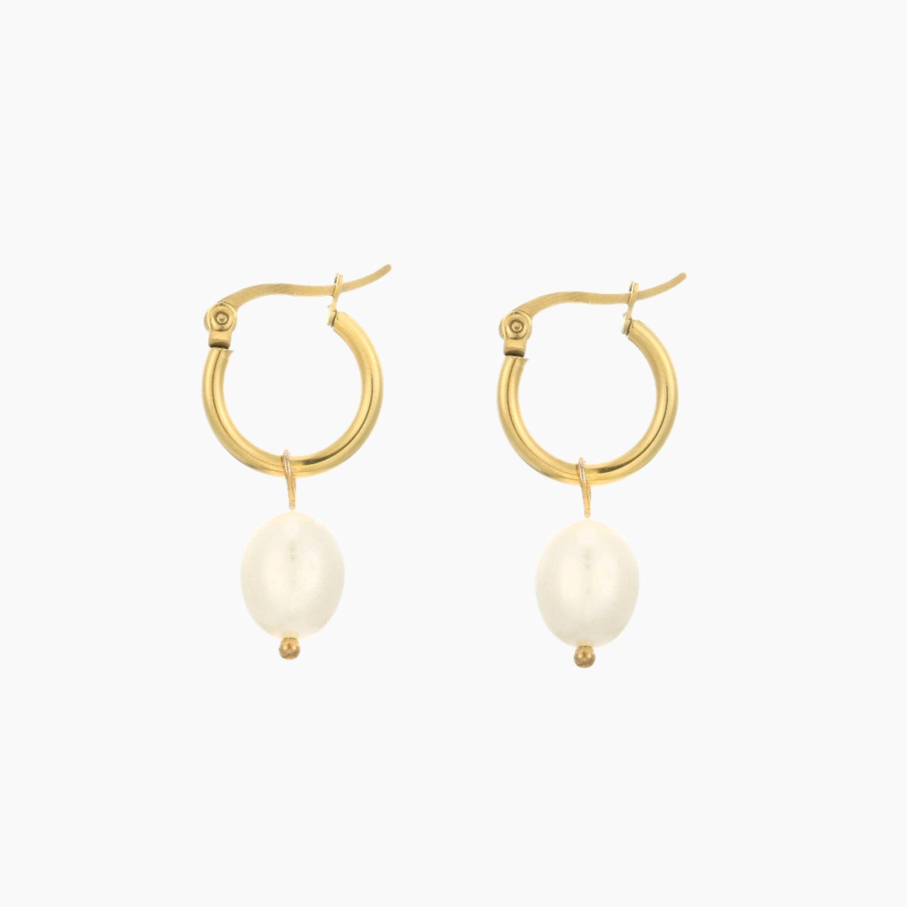 Elegant Freshwater Pearl Stud Earrings